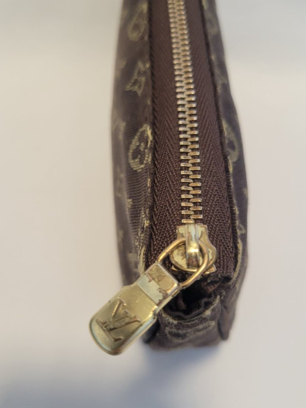 Louis Vuitton Idylle Mini Lin Pochette Pouch Bag - Picture 14 of 16